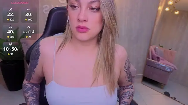 Snapshot of Aria95_a chatting on May 2026 01:40:02 PM Aria95 a online show from May 2026 01:40:02 PM
