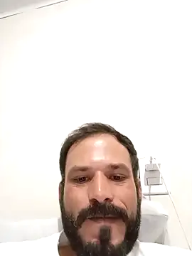 Snapshot of Dionaatanm chatting on December 2025 02:06:01 AM Dionaatanm online show from December 2025 02:06:01 AM