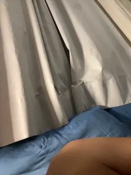 privsloirinha online show from April 2026 03:28:01 AM