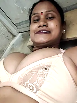 Akanksha soni online show from April 2026 07:55:01 PM