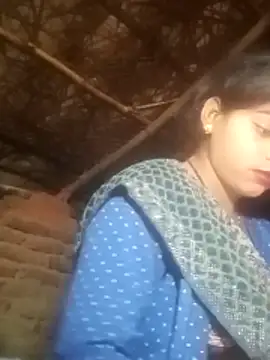 Snapshot of Mohni_sekhavat chatting on December 2025 06:12:01 PM Mohni sekhavat online show from December 2025 06:12:01 PM