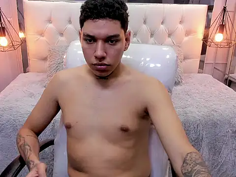 Snapshot of drake_miller7 chatting on December 2025 05:34:01 AM drake miller7 online show from December 2025 05:34:01 AM