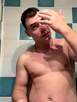 Snapshot of Ronnie_Power chatting on December 2025 08:18:01 AM Ronnie Power online show from December 2025 08:18:01 AM