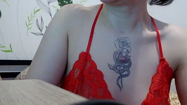 Snapshot of anngelle chatting on May 2026 05:36:01 AM anngelle online show from May 2026 05:36:01 AM