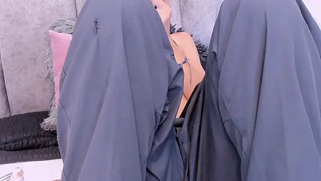 Snapshot of Scarlett_Sk chatting on April 2026 08:24:02 PM Scarlett Sk online show from April 2026 08:24:02 PM