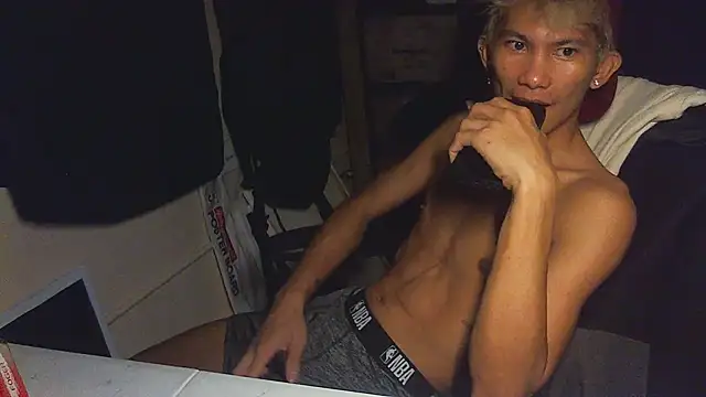 Snapshot of jhaycobXgarcia chatting on March 2026 01:29:02 PM jhaycobXgarcia online show from March 2026 01:29:02 PM