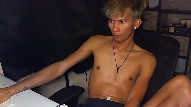 Snapshot of jhaycobXgarcia chatting on March 2026 06:54:01 AM jhaycobXgarcia online show from March 2026 06:54:01 AM