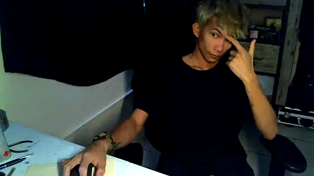 Snapshot of jhaycobXgarcia chatting on March 2026 03:43:02 AM jhaycobXgarcia online show from March 2026 03:43:02 AM