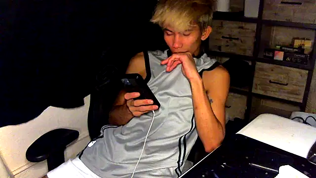 Snapshot of jhaycobXgarcia chatting on April 2026 02:47:02 PM jhaycobXgarcia online show from April 2026 02:47:02 PM