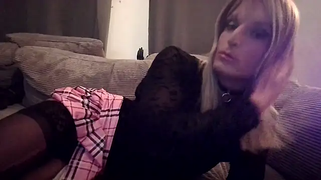 Snapshot of SissyJessy91 chatting on January 2026 05:45:01 AM SissyJessy91 online show from January 2026 05:45:01 AM