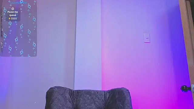 Snapshot of Samuel_up01 chatting on February 2026 06:40:02 AM Samuel up01 online show from February 2026 06:40:02 AM