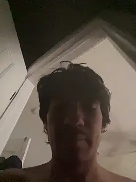 Kinggg Angggel online show from December 2025 06:35:02 PM