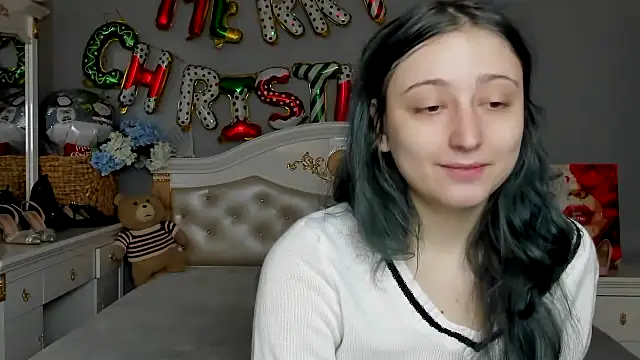 Snapshot of MermeiDia chatting on December 2025 09:26:01 AM MermeiDia online show from December 2025 09:26:01 AM