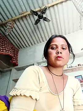 Shreya pandit online show from May 2026 07:26:02 AM