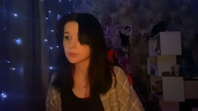 Snapshot of Absent_Fairy chatting on April 2026 04:53:02 PM Absent Fairy online show from April 2026 04:53:02 PM