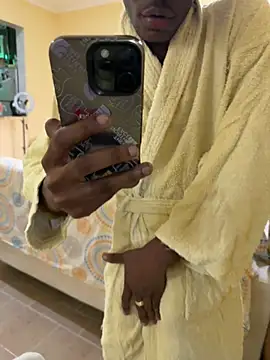 Snapshot of Nunobrubo chatting on April 2026 10:53:01 AM Nunobrubo online show from April 2026 10:53:01 AM