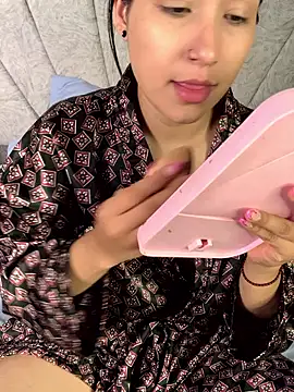 Val12777 online show from March 2026 12:11:01 PM