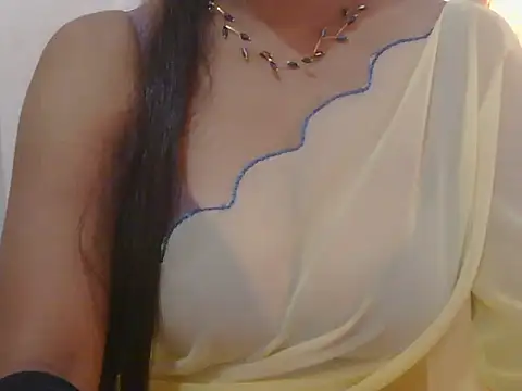 Snapshot of its_me_love9951 chatting on April 2026 09:18:01 AM its me love9951 online show from April 2026 09:18:01 AM