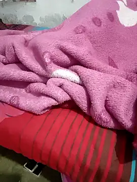 Snapshot of XPriti_x chatting on April 2026 01:33:01 AM XPriti x online show from April 2026 01:33:01 AM