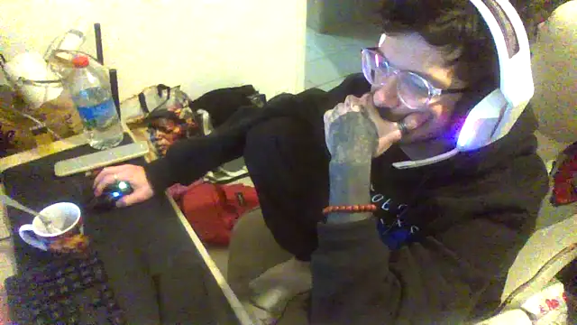 atreus69big online show from May 2026 08:14:02 PM