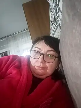 Snapshot of MariSwan222 chatting on December 2025 01:50:02 PM MariSwan222 online show from December 2025 01:50:02 PM