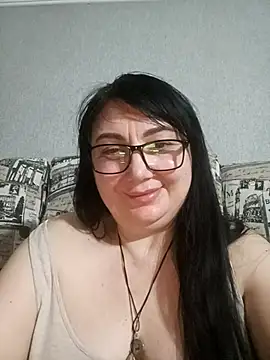 MariSwan222 online show from March 2026 09:54:01 PM