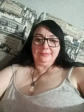Snapshot of MariSwan222 chatting on June 2026 08:42:01 PM MariSwan222 online show from June 2026 08:42:01 PM