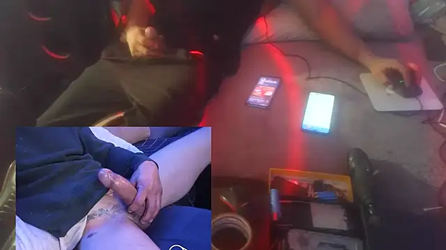 Snapshot of SnappedHagfish chatting on April 2026 09:24:01 AM SnappedHagfish online show from April 2026 09:24:01 AM