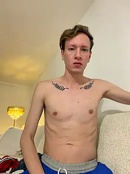 felipeskinnytwink online show from December 2025 12:37:02 AM
