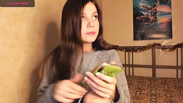 Snapshot of WeliosCouple chatting on April 2026 01:41:02 PM WeliosCouple online show from April 2026 01:41:02 PM