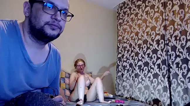 yunis32 online show from January 2025 06:14:01 PM