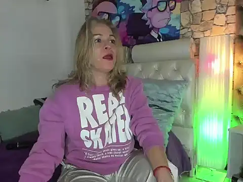 Snapshot of gasper2 chatting on April 2026 04:10:02 AM gasper2 online show from April 2026 04:10:02 AM