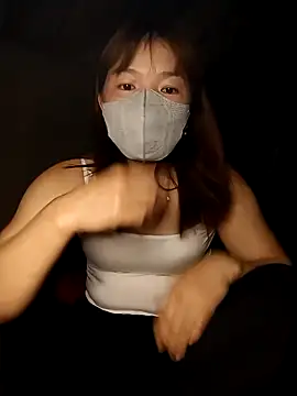 Snapshot of May-Ne chatting on February 2026 10:55:01 AM May-Ne online show from February 2026 10:55:01 AM