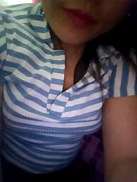 Snapshot of May-Ne chatting on March 2026 04:13:01 PM May-Ne online show from March 2026 04:13:01 PM