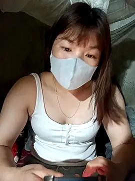 Snapshot of May-Ne chatting on March 2026 05:17:01 PM May-Ne online show from March 2026 05:17:01 PM