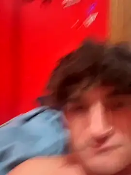 Snapshot of Gioxbaby chatting on December 2025 11:47:01 AM Gioxbaby online show from December 2025 11:47:01 AM