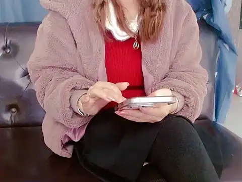 Snapshot of Midu_9x chatting on February 2026 03:56:01 AM Midu 9x online show from February 2026 03:56:01 AM