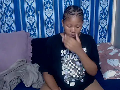 TemptingCloeXx online show from January 2026 04:37:02 AM