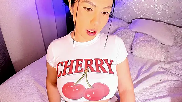Snapshot of AntonellaFerrerr_1 chatting on April 2026 06:30:01 AM AntonellaFerrerr 1 online show from April 2026 06:30:01 AM