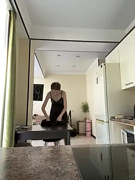 Snapshot of Sensual_Flower chatting on April 2026 07:50:02 AM Sensual Flower online show from April 2026 07:50:02 AM