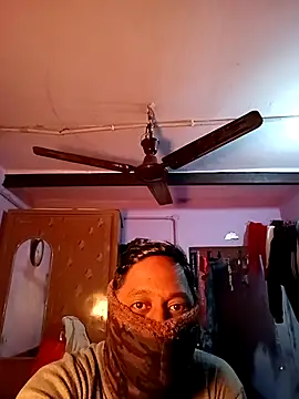 Caterosee online show from December 2025 08:27:02 PM