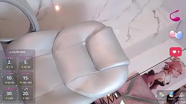 Gabydevilll online show from March 2026 01:06:01 PM