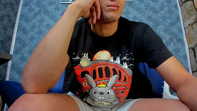 Snapshot of Ethan_Waalker chatting on December 2025 09:15:02 AM Ethan Waalker online show from December 2025 09:15:02 AM