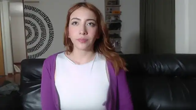 Snapshot of BeautyYoungblond chatting on May 2026 01:46:01 AM BeautyYoungblond online show from May 2026 01:46:01 AM