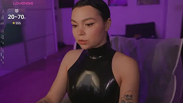 Snapshot of Dominatrix_Alice chatting on March 2026 12:16:01 AM Dominatrix Alice online show from March 2026 12:16:01 AM