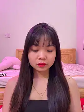 Snapshot of ___KARA___ chatting on February 2026 12:49:01 AM KARA online show from February 2026 12:49:01 AM