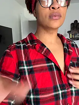 Snapshot of SweeTexasKyn chatting on January 2026 06:33:02 PM SweeTexasKyn online show from January 2026 06:33:02 PM