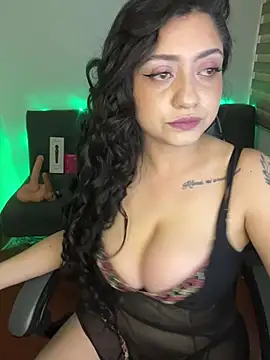 Snapshot of Amyy_1 chatting on June 2026 07:59:01 PM Amyy 1 online show from June 2026 07:59:01 PM