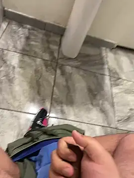 Snapshot of Miguel_667 chatting on February 2026 03:39:02 PM Miguel 667 online show from February 2026 03:39:02 PM