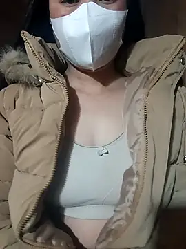 Chloe-ee online show from February 2026 07:07:01 AM